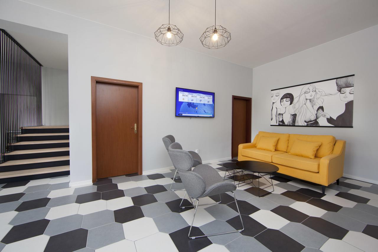 Rozmaryn Rooms & Apartments Rakovník エクステリア 写真